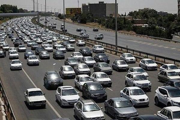 راه های بین استانی همچنان مسدود است، ترافیک سنگین در آزادراه راه های بین استانی همچنان مسدود است، ترافیک سنگین در آزادراه کرج-تهران