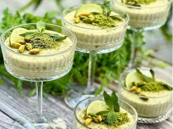 طرز تهیه پودینگ پسته در 20 دقیقه به روش کافی شاپ طرز تهیه پودینگ پسته در 20 دقیقه به روش کافی شاپ